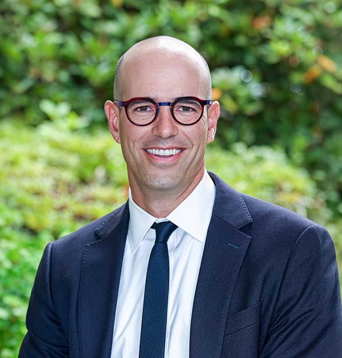 Matthew Roach Named Associate Head of School